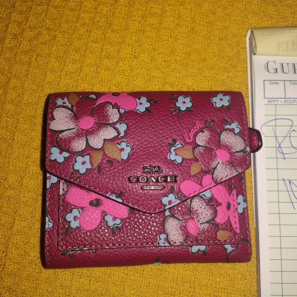 Coach Wyn wallet